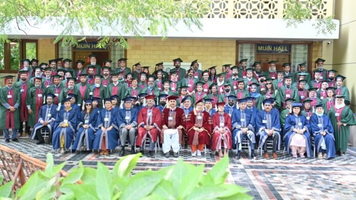 ڈاؤ یونیورسٹی کی سینیٹ کا اجلاس، پرو چانسلر اسماعیل راہو کی یونیورسٹی کی مالی کارکردگی کی ستائش